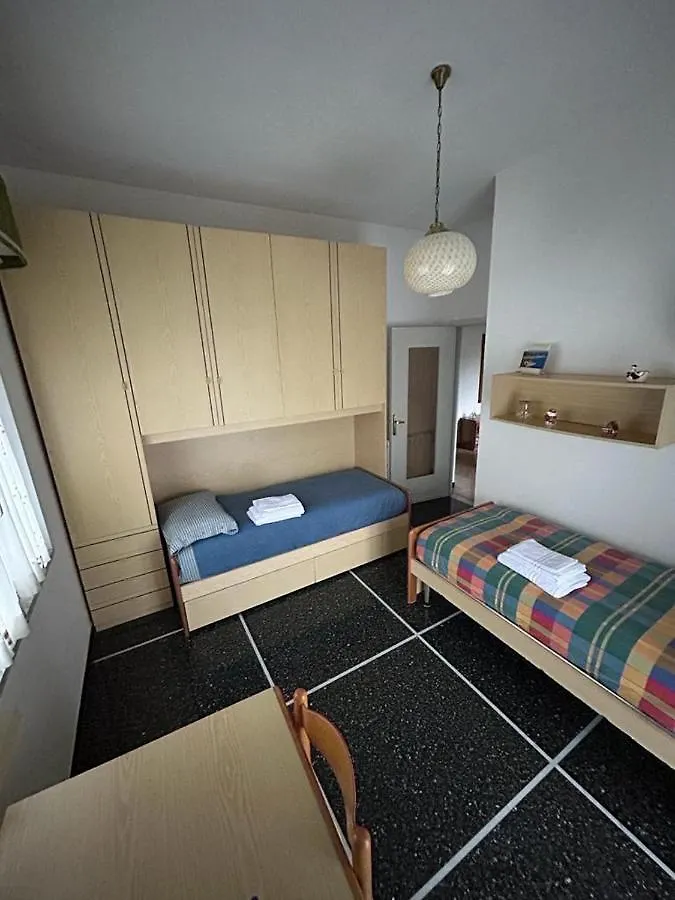 La Casa Di John Apartment Finale Ligure 0*,